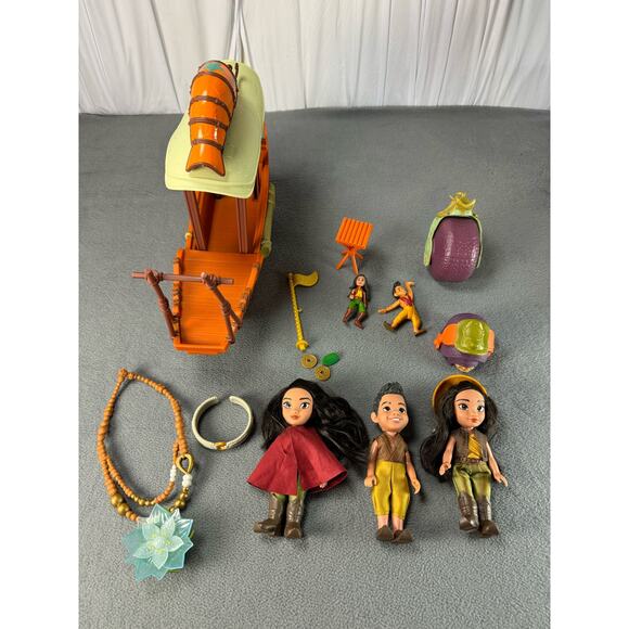 Disney Raya and the Last Dragon Toy Figures Lot - Picture 1 of 7